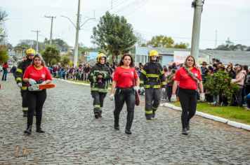 Foto - Desfile Cívico Farroupilha 2025