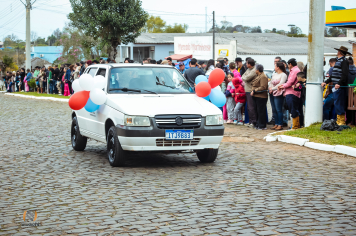 Foto - Desfile Cívico Farroupilha 2025