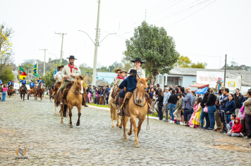 Foto - Desfile Cívico Farroupilha 2025