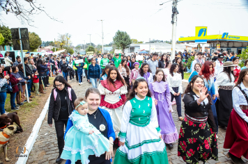 Foto - Desfile Cívico Farroupilha 2025