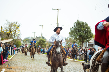 Foto - Desfile Cívico Farroupilha 2025