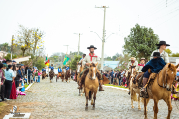 Foto - Desfile Cívico Farroupilha 2025