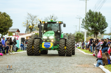 Foto - Desfile Cívico Farroupilha 2025