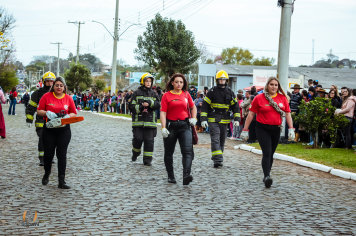 Foto - Desfile Cívico Farroupilha 2025