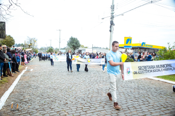 Foto - Desfile Cívico Farroupilha 2025