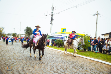 Foto - Desfile Cívico Farroupilha 2025