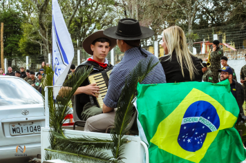 Foto - Desfile Cívico Farroupilha 2025