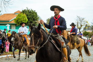 Foto - Desfile Cívico Farroupilha 2025