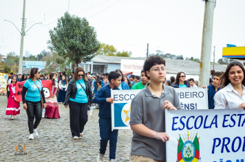 Foto - Desfile Cívico Farroupilha 2025