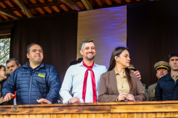 Foto - Desfile Cívico Farroupilha 2025