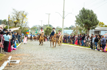 Foto - Desfile Cívico Farroupilha 2025