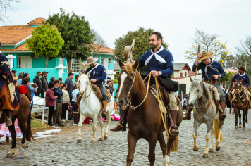 Foto - Desfile Cívico Farroupilha 2025