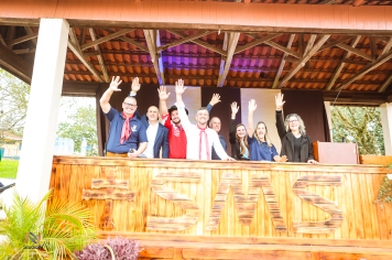 Foto - Desfile Cívico Farroupilha 2025