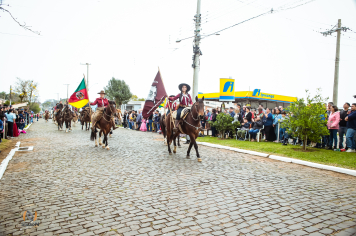 Foto - Desfile Cívico Farroupilha 2025