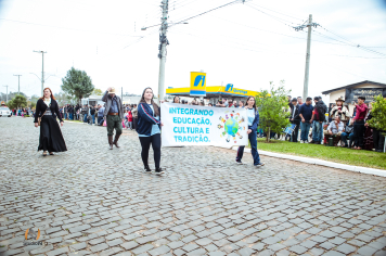 Foto - Desfile Cívico Farroupilha 2025