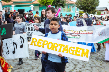 Foto - Desfile Cívico Farroupilha 2025