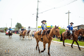 Foto - Desfile Cívico Farroupilha 2025