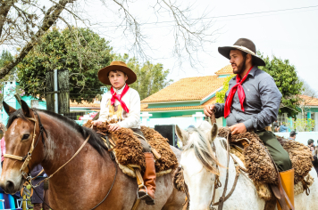 Foto - Desfile Cívico Farroupilha 2025