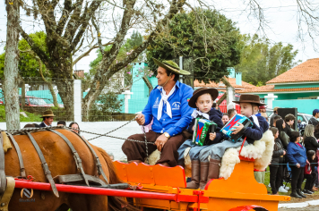 Foto - Desfile Cívico Farroupilha 2025