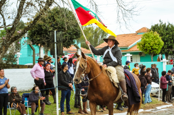 Foto - Desfile Cívico Farroupilha 2025