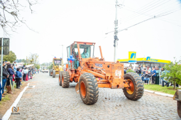 Foto - Desfile Cívico Farroupilha 2025
