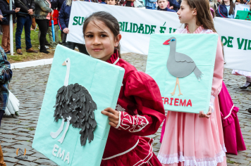 Foto - Desfile Cívico Farroupilha 2025
