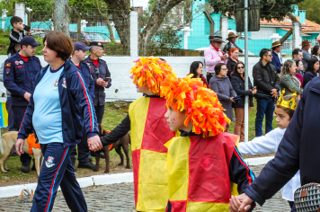 Foto - Desfile Cívico Farroupilha 2025