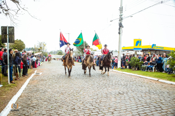 Foto - Desfile Cívico Farroupilha 2025