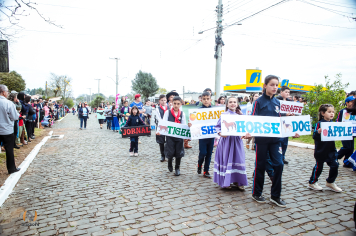 Foto - Desfile Cívico Farroupilha 2025