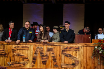 Foto - Desfile Cívico Farroupilha 2025