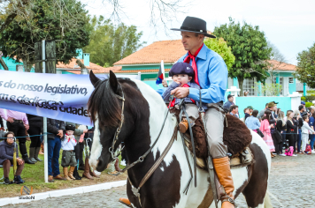 Foto - Desfile Cívico Farroupilha 2025