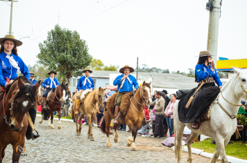 Foto - Desfile Cívico Farroupilha 2025