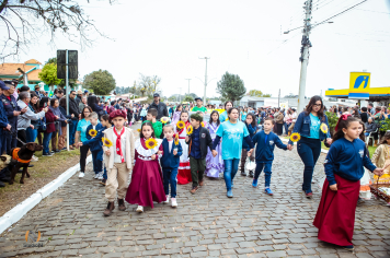 Foto - Desfile Cívico Farroupilha 2025