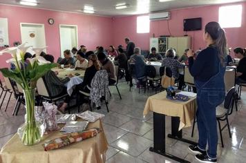 Atividades e recreação no CRAS alusivo ao dia do Idoso