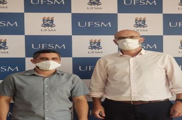 Prefeito faz visita institucional ao novo reitor da UFSM
Prefeito Robson Flores se encontrou com Luciano Schuch, novo reitor da UFSM
