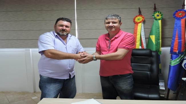 Prefeito Municipal entra em férias, e vice assume cargo máximo do executivo.